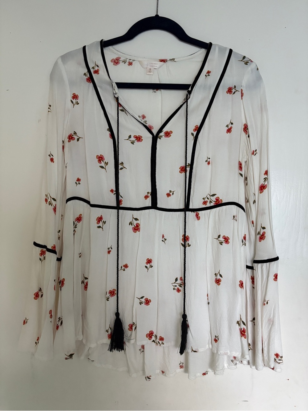 LC Lauren Conrad White Peasant Blouse with Red Floral and Black Trim